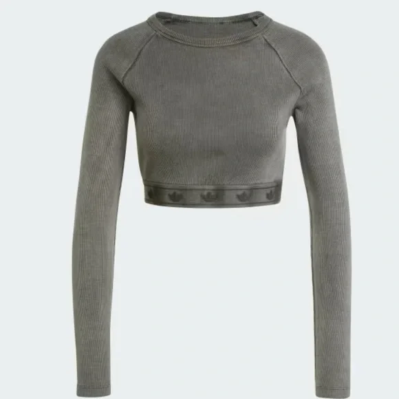 Adidas Grey ribbed Long Sleeve Crop tshirt - Picture 4 of 9